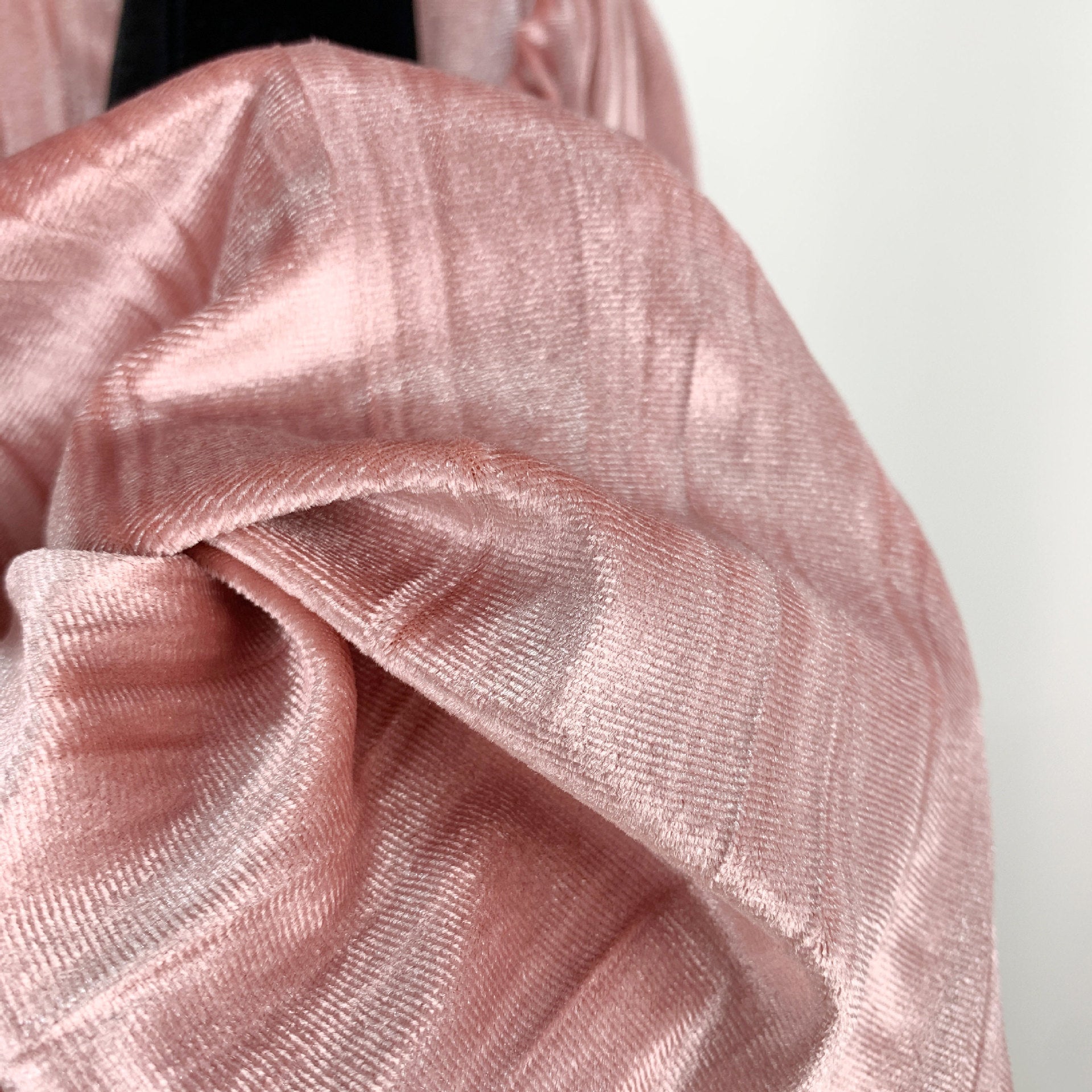 Airchics hauts velours noeud papillon femme élégant