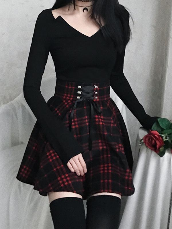 Airchics jupe courte évasée carreaux avec à lacets punk noir et rouge