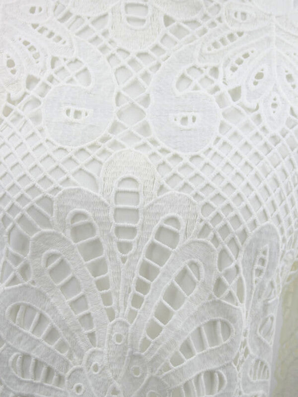 Airchics hauts courte broderie anglaise avec fermeture éclair col cheminée élégant femme