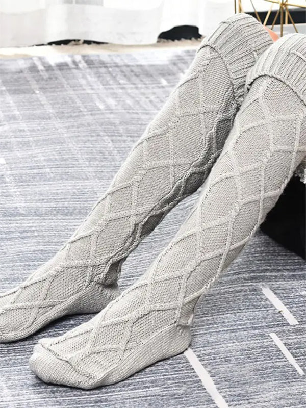 Airchics chaussette haute unicolore coton pompons femme casual mode automne hiver