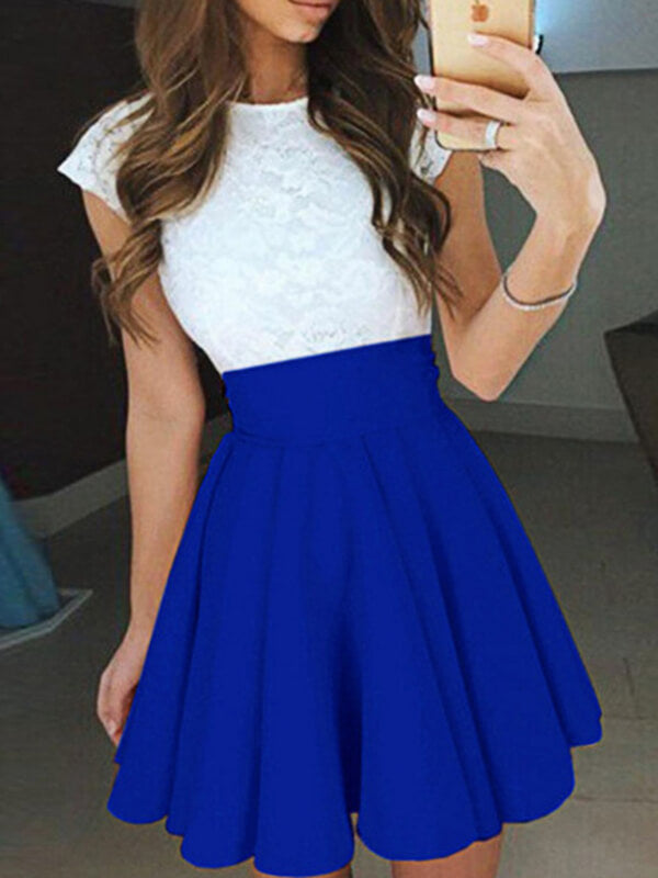 Airchics courte robe dentelle trapèze fluide col rond manches courtes de cocktail