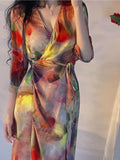 robe-tie-dye-romantique-avec-liens-col-v