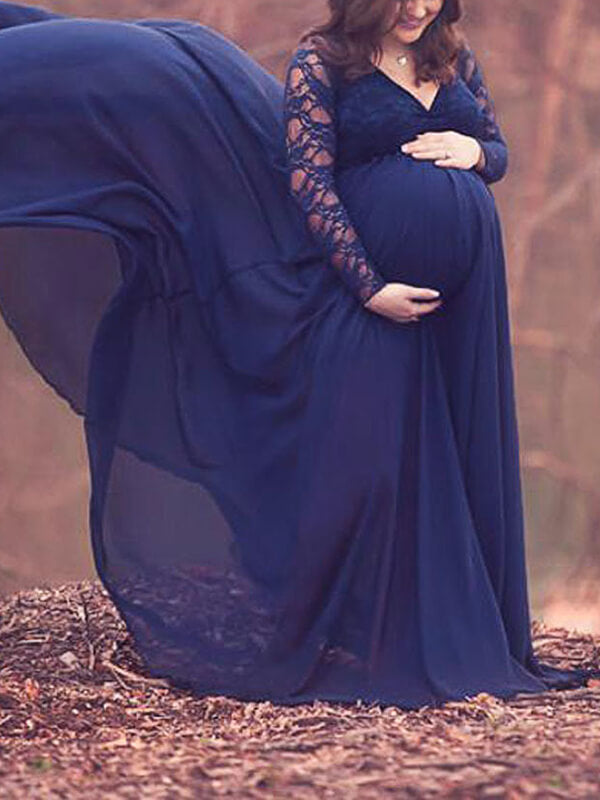 Airchics longue robe de grossesse broderie anglaise à volantée v-cou mode cérémonie enceinte shooting
