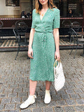 Airchics mi-longue robe imprimé à fleurie fendu le côté boutons vintage champetre vert