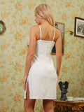 Airchics mini-robe plume fendu le côté à fines brides mode cocktail blanche